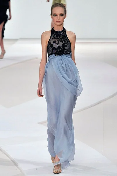Look 11
